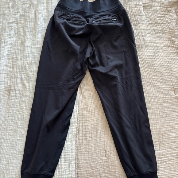 ATHLETA SALUTATION HIGH RISE JOGGER - Picture 4 of 5